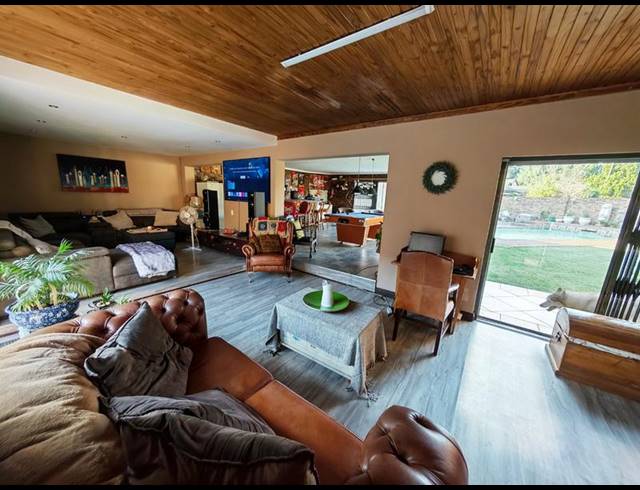 4 BEDROOM HOUSE FOR SALE IN VANDERBIJLPARK SE 3